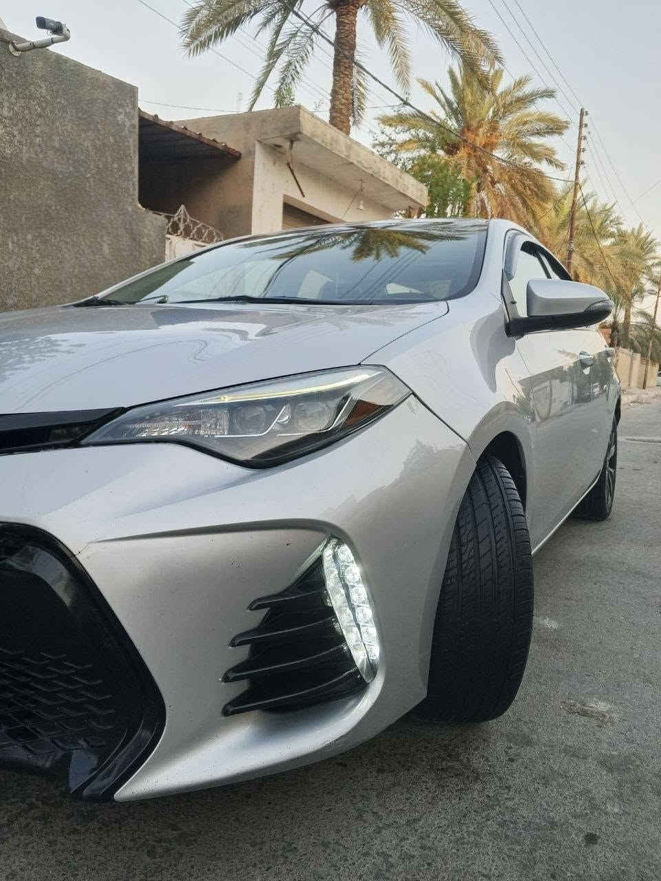 السلام عليكم
كورلا أمريكي ٢٠١٨ SE  
رقم بغداد بأسمي تحويل مباشر
كفالة محرك كير صدر
تحكمات 
شفتات 
اشاير بالمري 
رادار
حجر بيئة 
تبريد ثلج
مكان السيارة ديالى  المقدادية
للأستفسار     ***********
