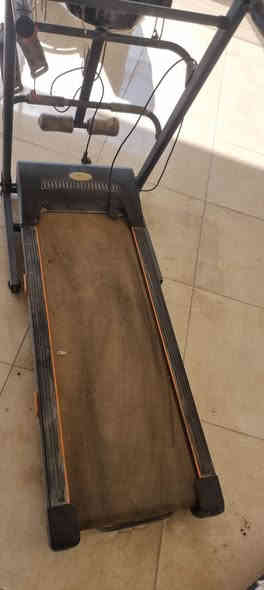 جهاز جري مستعمل قليل ماطوره عاطل ، السعر المطلوب 185000 دينار
موبايل ***********
