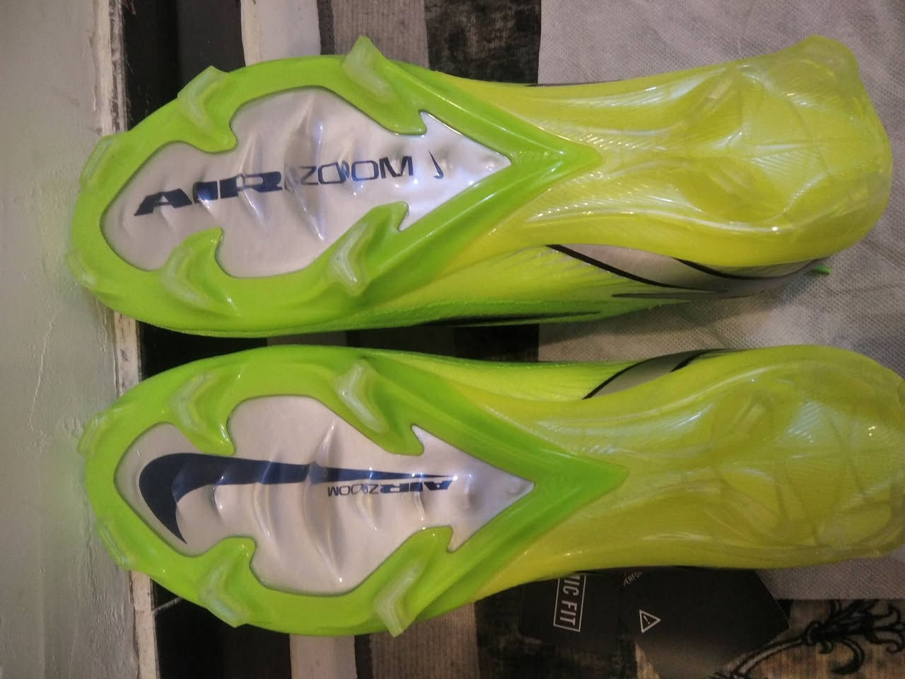 الأصــــــــــلي شرط
احذيه ســـتد ومحبب اصلي شرط فحص باركود فيتنامي وبــــوسني واندنوسي اذا مو اصلي تكدر ترجعه بيد المندوب
الاسعار والاحجام مختلفة 
القطعه التعجبك دزه صوره خاص يجيك سعر وقياس
*********** توصيل لجميع المحافظات
