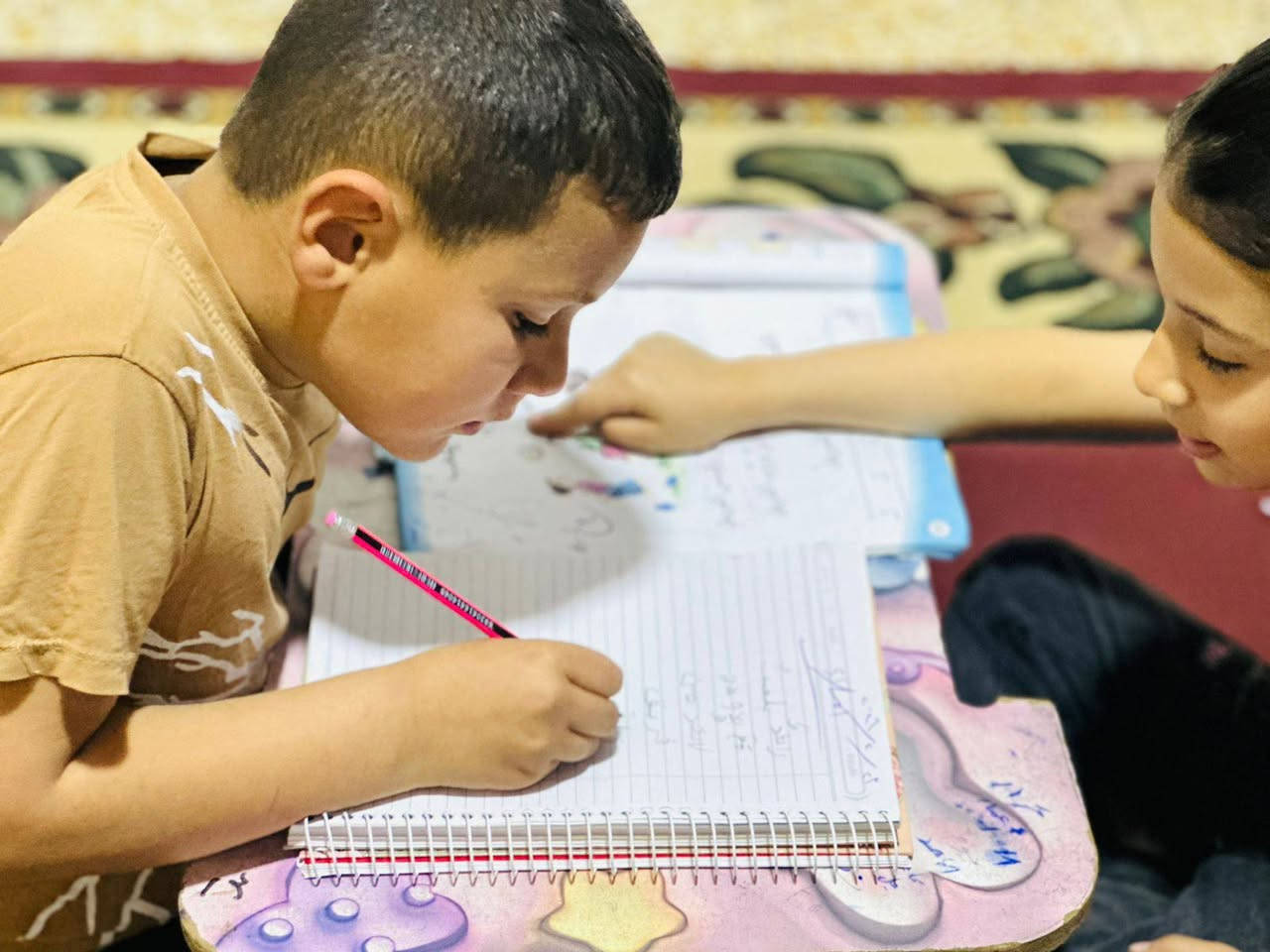 أنتباااااه🎷🥁
 تدريس خصوصي في البيت
الي تحب تراسلني
متابعة+أمتحانات يوميه
نخلي أبنك يبدأ من الصفر ويتعلم يقرة👩‍🏫🧍‍♂️🧍‍♀️
 ويكتب 📒📖📚
ويتعلم شلون يحب الدراسه👨‍💻 
(جرب )وراح تلكاه متفوق✏️📕📊 ويانا 
تدريس لجميع المراحل أبتدائي جميع المواد 
وبأسعار مناسبة جدا
متوسطه جميع المواد وبأسعار مناسبة جدا دروسنا مو فقط دراسه وتعب فقرة السفرات الممتعة متوفرة لاأبطالنا الحلوين وهذه جزء من توثيق إحدى سفراتنا وبتصويرنا الخاص 
 والجمعه/والسبت  مجاني لعوائل الفقيره النازحه لدخلهم محدود 
الفرع الأول التحرير/ الجاهزة /الفرع الثاني بهرز /حي صدام 
الفرع الثالث /مدرسه الأمين /قرب كاتب عدل
الفرع الرابع /جرف الملح /حي الزهور 
للاستفسار الاتصال👇
‪***********
/***********
