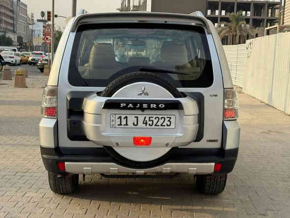 متسوبيشي باجيرو 2008 خليجي
فووول مواصفات
رقم بغداد الجديد باسمي و هزه
جديده
سياره جاهزه بدون نقص حداديه جديده دهون و فلاتر كلها جديد
تبريد ثلج
بدون صبغ بدون حادث خليجي
ماشيه 102
مواصفات
فتحه سقف سلايد
كشنات جلد بلادي
كشنات كهربا عدد ؟
حساسات خلفيه
٧ راكب
٦ ايرباك حتى بالكشنات و التكم
ثلاجه بالجكمجه
لايت زينون عالي و ناصي بلادي
دفع رباعي
دواخل صاجات ملكي
المري شفط و اناره ترحيبيه شاشه ديفيدي و كامره اصليه
محرك V6 3000 المرغوب
sulei u
محدث ٢٠
السعر 13.200$ يعني دفتر و ثنين و ثلاثين ورقه
***********
***********
