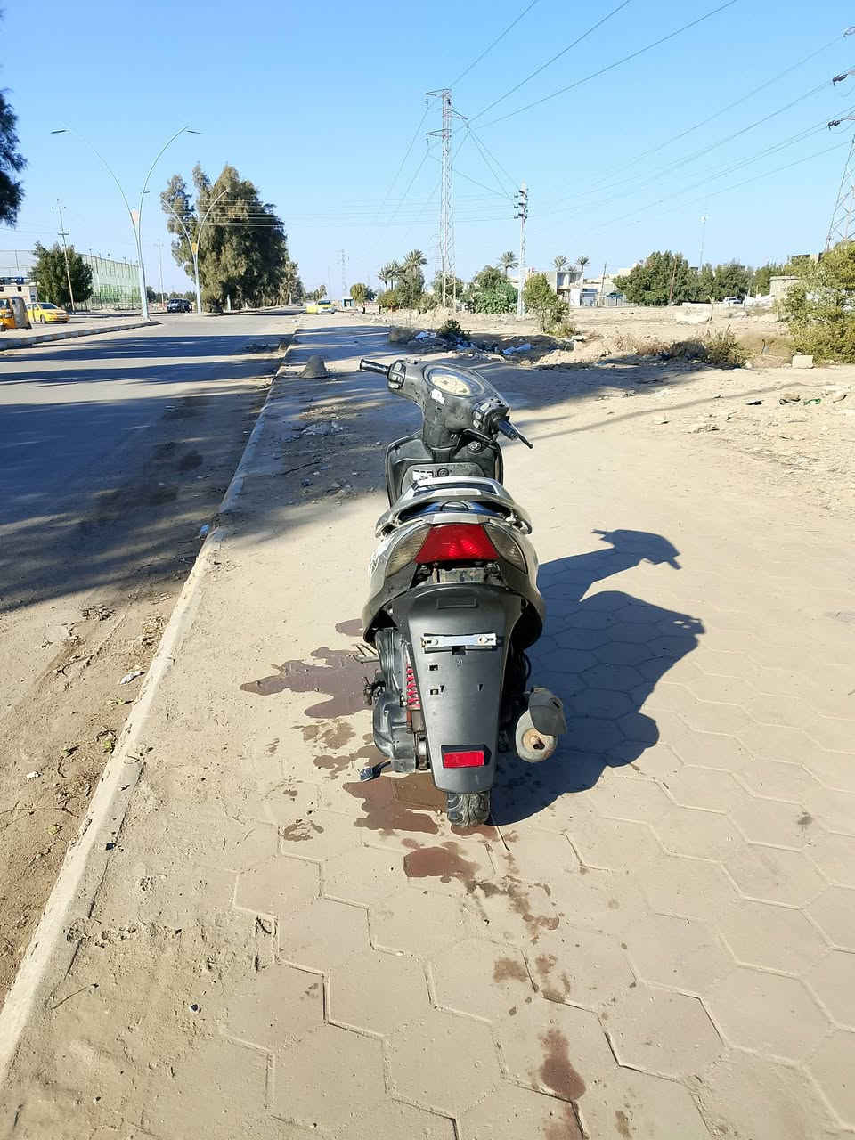 سلام عليكم دراجه ماكس 140 دراجه مرمبه كله ختم واحد شلعه ومعدل فول كهربائيات شغاله لا تبخير لانضوح لا تنقيص دراجه كلش نضيفه ومكينته بعد انضف صوت كلش ناعم ومابيه أي نقص تاخذه تترحملي عليه الله يشهد وبالعافيه على ياخذها سعرها 425 وبيه مجال لطيبين مكاني لمحموديه رقم *********** وتساب
