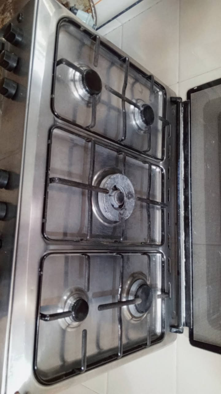 طباخ نظيف شغال سعر ١٧٥ قفل مكان الطوبجي تواصل خاص


**إذا كنت صاحب هذا الإعلان وتريد حذفه لأي سبب، رجاءا أرسل رسالة إلى الدعم الفني**