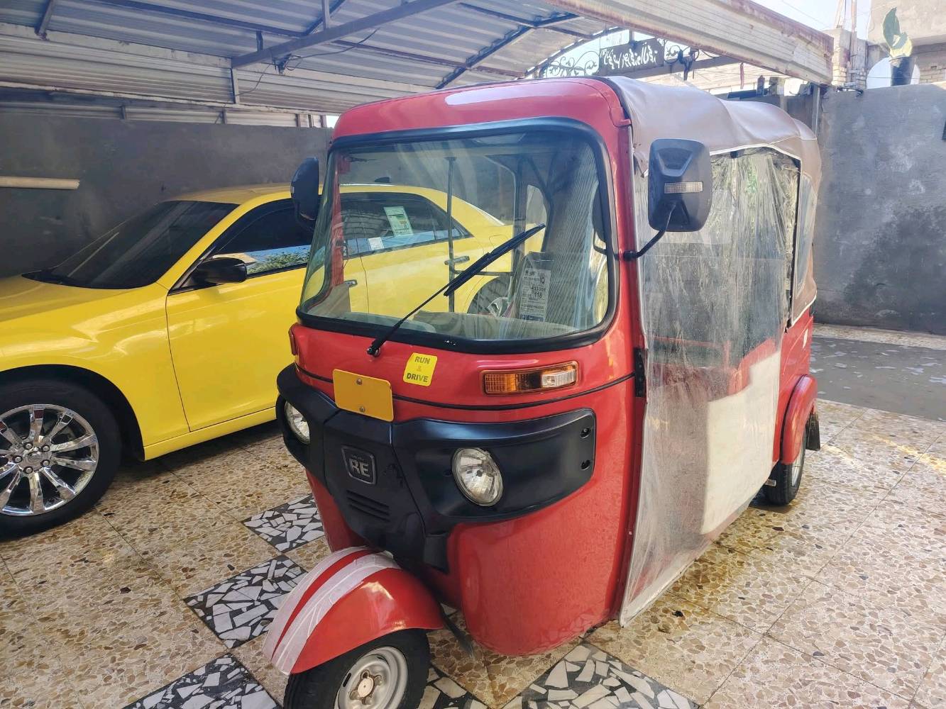 سلام عليكم عيني رايدلي تكتك مديل 21 او 22 كون رقم وسنويه وكون نضيفه لو حته المحرك مجفت عادي بس كون كشرتها نضيفه الون ابيض ماريد الي عنده تكتك يراسلني اني شراي وكون ممنون من يمه كون السعر 6 ونص حدي 