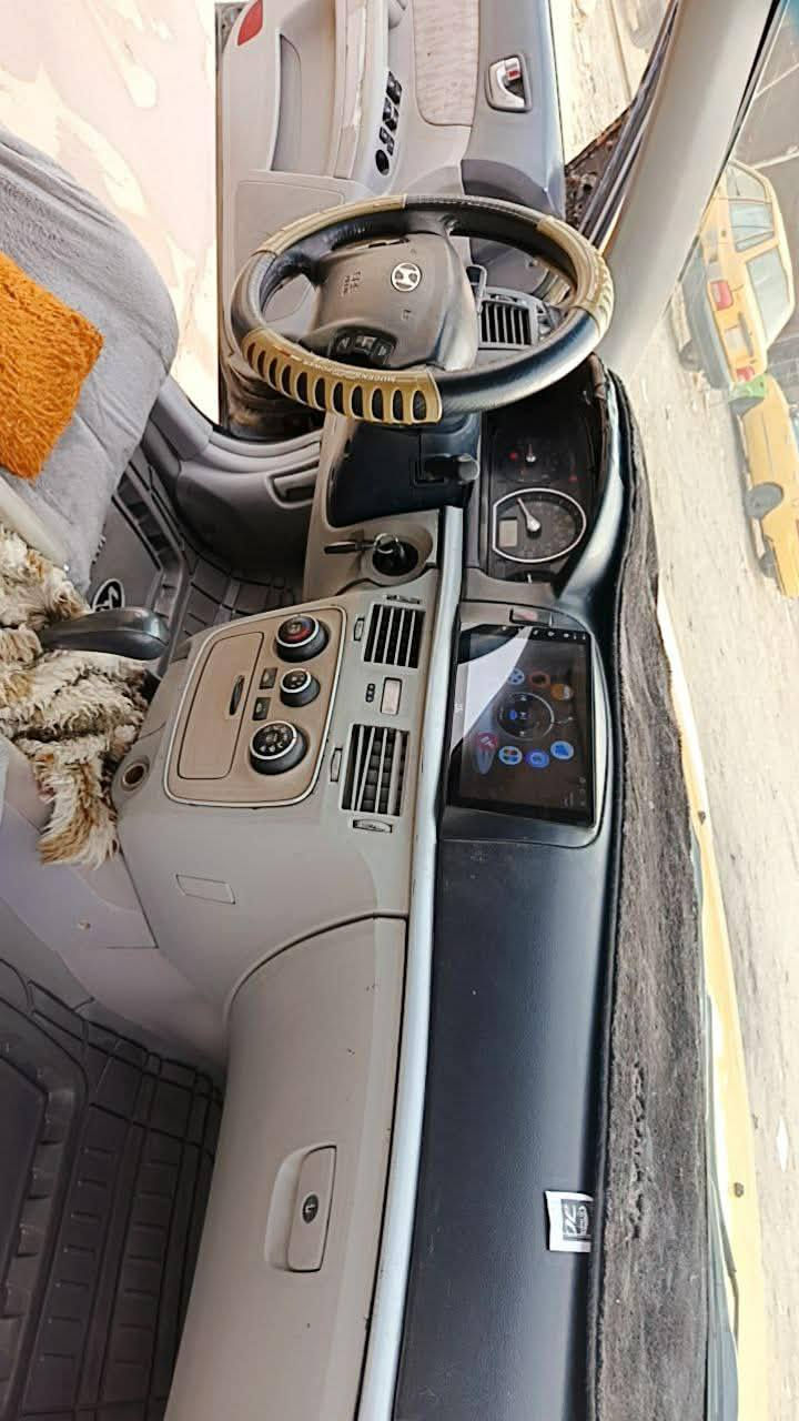 سلام عليكم البيع سوناته موديل ٢٠٠٦ مكلف بلنشر الشراي يتصل *********** السعر مناسب 70 وبيه مجال مكان السياره ديوانيه
