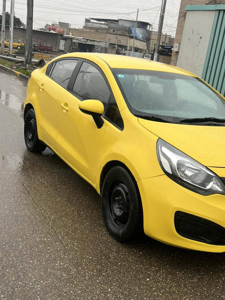 السلام عليكم ريو مديل 2013 مصفره هيئه وغرامه رقم جديد سنويه جديده هزه جديده باسمي تحويل ثاني يوم كير مكينه خير من الله حادثهة بس جاملغ بدون دواخل مكاني بغداد الحريه الدولعي السعر (76)بيهة مجال بسيط رقم ***********
