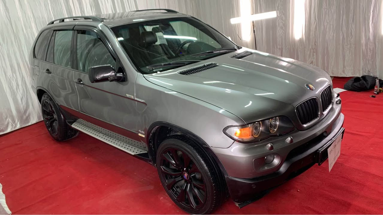 ***********
‎💙❤️ بەناوی خوای گەورەو میهرەبان 💙❤️
Bmw X5 4.4 V8 شتی نازدارو تایبەت و. دانسقە
‎مۆدێل ٢٠٠٥ فول فول ماسفات لایت ئەلقە لایت عەدەسە 
‎ناو فۆرمیكا كوشن جلد كوشن كارەبا كوشن خەزن كوشن هیتەر شاشە بیلاد كوسكان كارەبا.تەعدید سورعە سوكان فۆلۆم. گێر ئۆتۆماتیكو عادی سپۆر سەقف پانۆراماتەبرید ساردوو ❄️ گەرم. لەسەر سویچ تەبرید مەركەزی لیدی  وای فای بە. مۆبایل رەنگی ئەگۆریت سەیارەكە نمونە لە جوانی دەبلەكانی دواوە چوپە بیلاد چوار جام. كارە باو ئەوتۆ بە كۆنترۆل جامەكان بەرزو نزم ئەكات سەیارەكە ماشاللە  ئەویت تاقانەیە هیچ دەعمو قرچو لێدراو ئەم شتانەی نیە هیچ تەقەو ڕەقەی نیە  كارەبای هەموو گیانی ئیش ئەكات بێ مەسرەف تەنها لێ خورینی ئەوێیت 
‎گێرو مەكینەو هەمووی بیلادە هیچی دەسكار نەكراوە مەكینەی ٤.٤ ماشاللە  لەقوەتی هەمووشتێكی بەشەرتە 
‎سەیارەكە بێ رەقەمە بەشەرتی مالی مەدەنی موسو براوە بەشەرت سعری 57$  كەمێك معامەلە دوو ژمارە تەلەفونم. داناوە بەس فرۆشتنە گۆرینەوەم. نیە تكایە هەموو زانیاریكم. نوسیوە 
***********
*********** السليمانية, العراق
