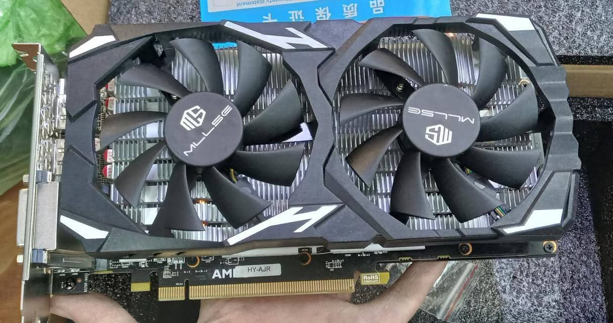 كارت شاشة MLLSE AMD Radeon RX 580 8GB.يتميز الكارت بذاكرة فيديو بسعة 8 جيجابايت من نوع GDDR5.يحتوي على نظام تبريد بمروحتين (Dual Fan) للمساعدة في تقليل الحرارة أثناء الضغط.يستخدم واجهة PCI Express 3.0 للاتصال باللوحة الأم.يتمتع بسرعة تردد أساسية تبلغ 1284 ميجاهرتز.


**إذا كنت صاحب هذا الإعلان وتريد حذفه لأي سبب، رجاءا أرسل رسالة إلى الدعم الفني**
