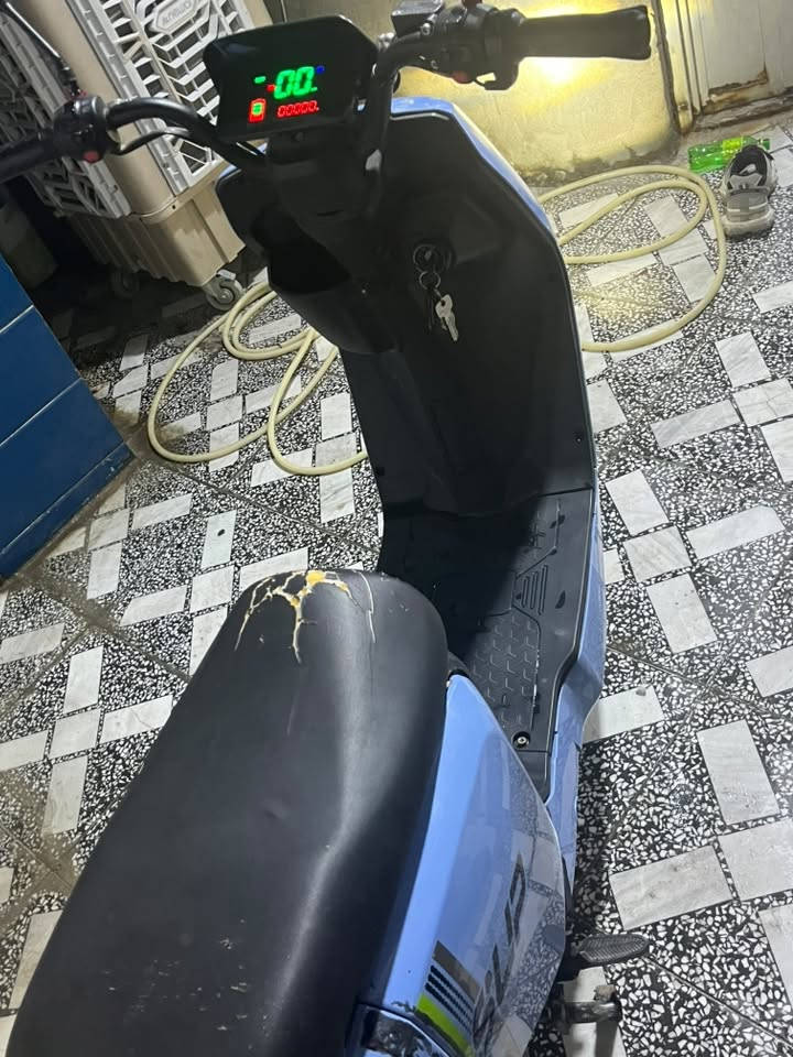 دراجه شحن للبيع
دراجه كامله ما نقصه شي
🔋 بطاريات العدد 5 موجودات بلصوره نضيفات جدد
بريك امامي فقط
 سرعه 71
مفتاح العدد ثنين + تشغيل عن بعد
(لايتات + اشاير + هورن + رجوع خلفي) كلهن شغالات
السعر 350 وبيه مجال
العنوان بغداد البياع تقاطع درويش
اتصال على الرقم او واتس اب
***********
