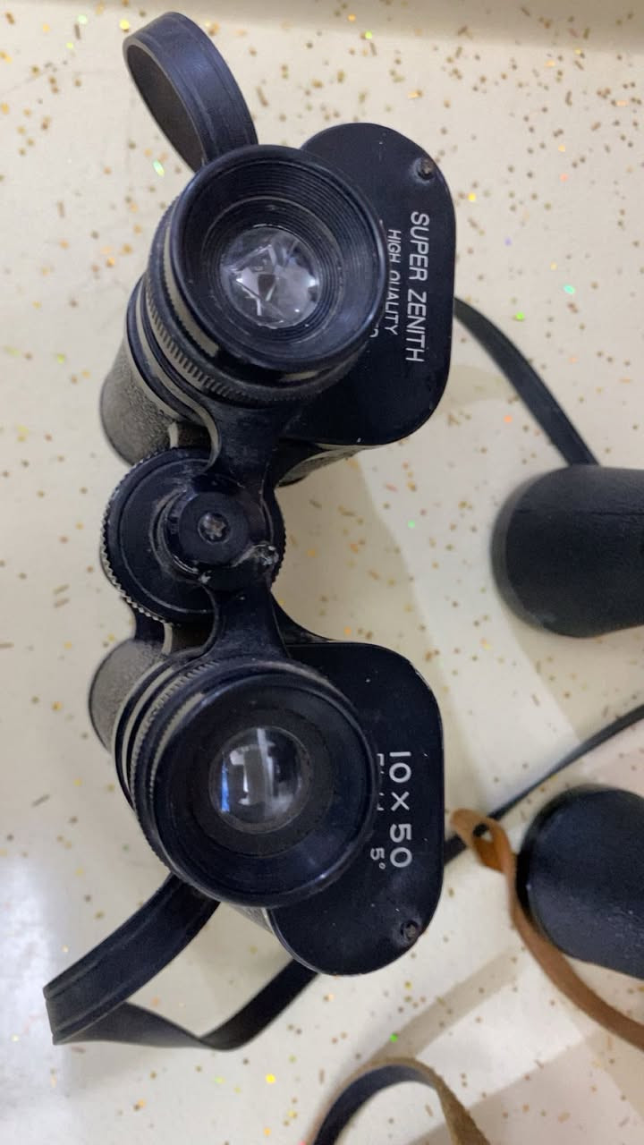 ناضور قديم للبيع ***********
