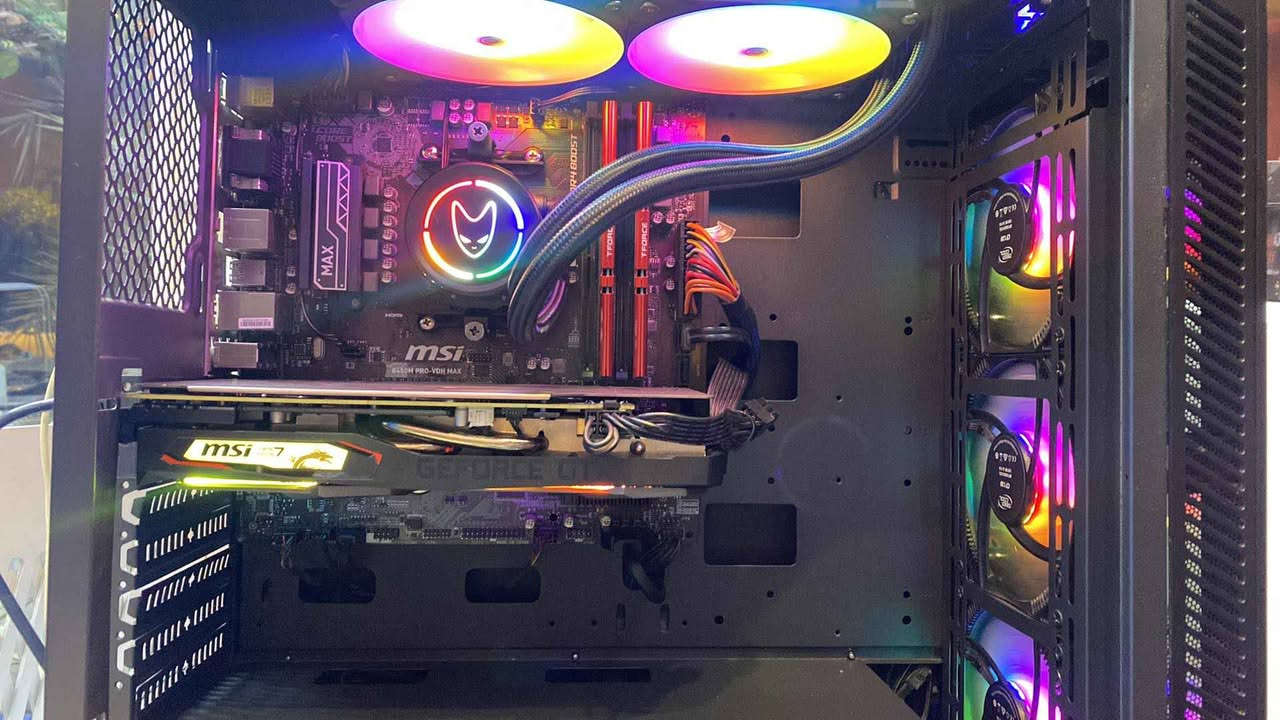 Cpu r5 3600
Ram 16g 3200
M.b Msi b450 pro
Gpu 1660 ti Msi
Power 535w rgb
Caes deep cool 3fan rgb
Cpu cooler 240 oversteel كربلاء, العراق


**إذا كنت صاحب هذا الإعلان وتريد حذفه لأي سبب، رجاءا أرسل رسالة إلى الدعم الفني**
