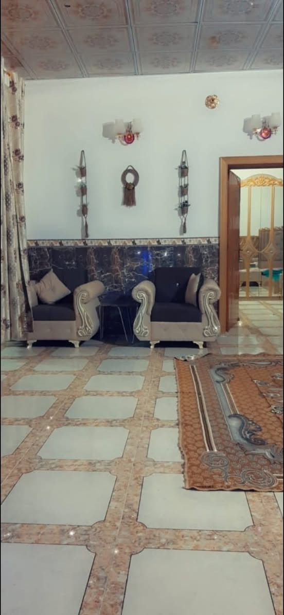 بيت ٢٠٠ متر للبيع في كربلاء الحر الصغير قرب مشروع جار العباس
ماء مجاري كهرباء  مولدة ثالث بيت عن التبليط تتوفر كل الخدمات المطلوبة شارع ٦ متر
طابو زراعي سند ٢٥ ملك خاص 
التفاصيل أكثر والسعر  الإتصال ع الأرقام رجاءا
***********
***********
