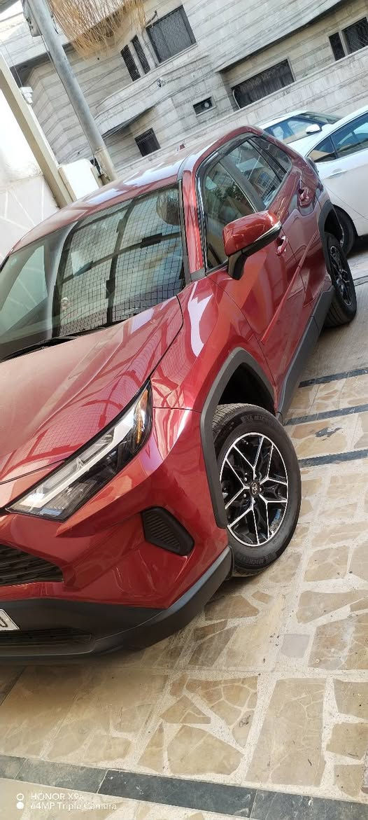 للبيع راف فور موديل 2023 وارد أمريكي بانزين فقط بارد الجاملغ الخلفي ماشيه 13وشويه مكينه 2500 السياره خير من شبه وكاله جديده جداً استفسار ***********
