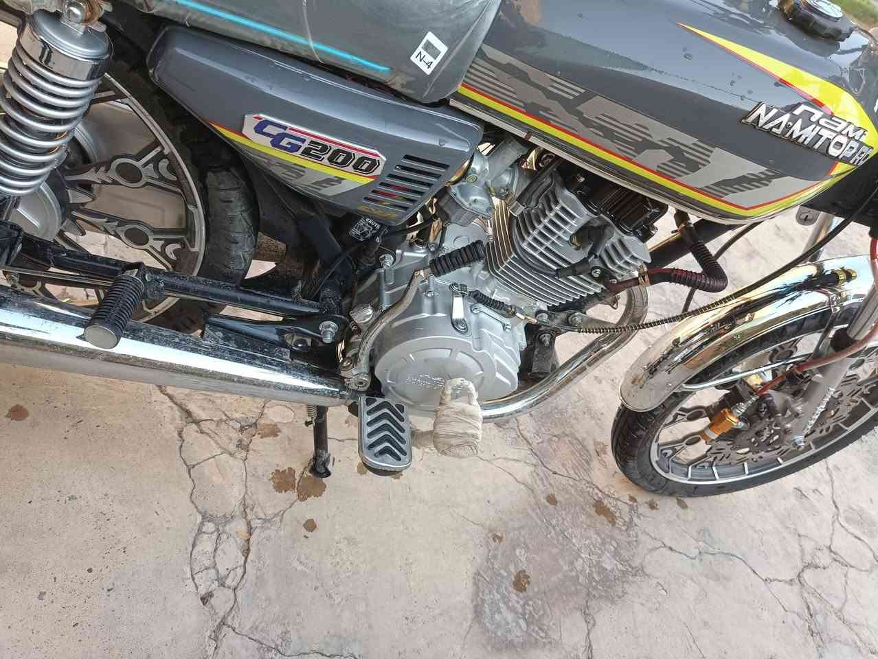 ماطور ناما تو برو محرك 200 اخو الجديد السعر 850 ماطور شي ماشاءالله مال شغل شي رقم واحد ***********
