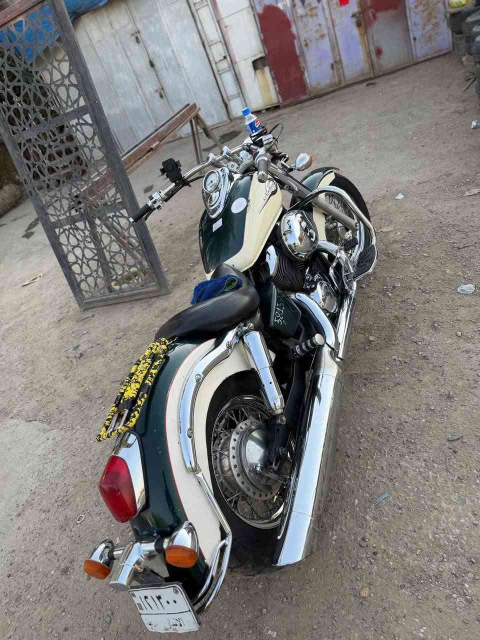 السلام عليكم. العنوان بغداد جسر دياله الجديد قرب الرستميه
هارلي... شادو 400cc
رقم وسنويه مشروع وطني وين ميعجبك تحوب
جاهزه شغل وطلع بكل وقت...
للبيع السعر ٢٤ وبيهه مجال   
لتواصل ***********
متواجد ع الفيس
