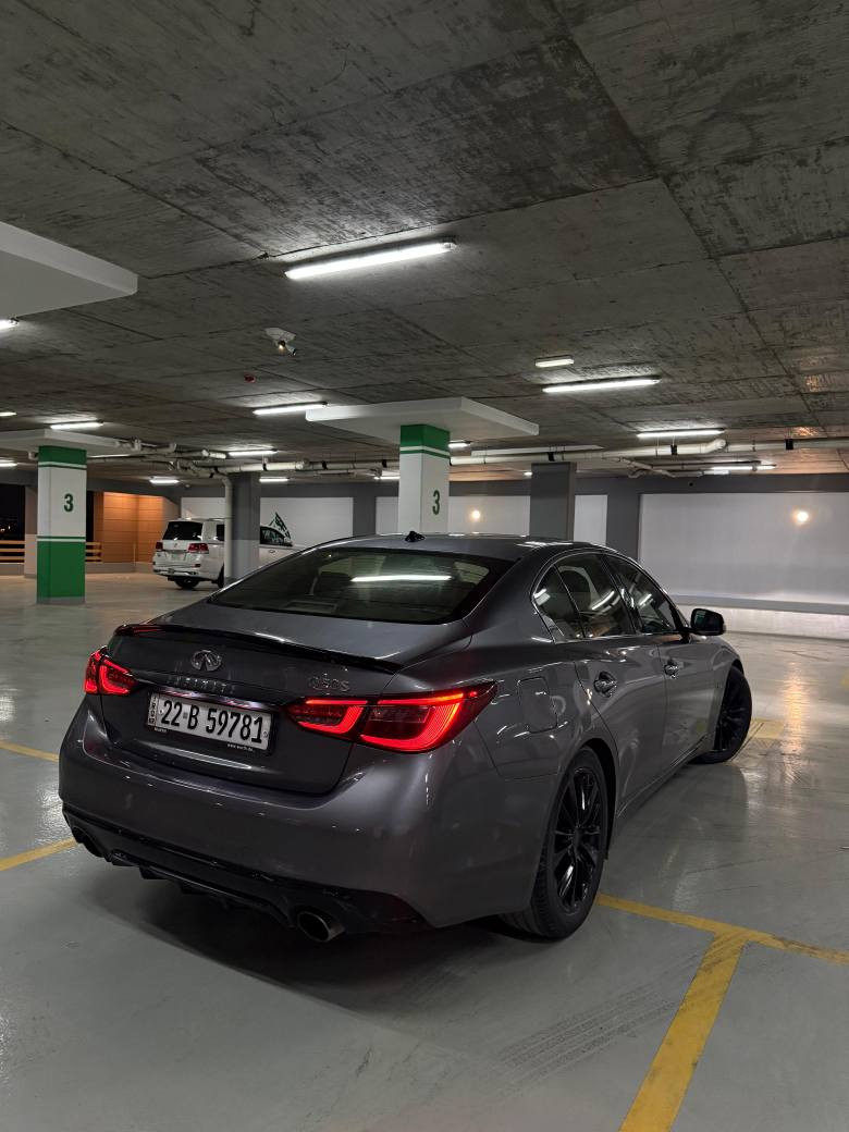 للبيع فقط السعر 105 ورقه للاتصال ***********
انفنتي Q50 S موديل 2018 رقم اربيل 
محرك 6 سلندر 3000 تون تيربو محرك وكير مكفولات 
فول مواصفات 
تخم تاير جديد
صدر الامامي وسط 
وارد امريكي حادثها بالبجم 
بيها جاملغ وبنيد مبدلات 
نفس اللون 
بالعراق بيها صبغ جاملغ وباب ايسر
صورة السونار موجوده ويا الصور
المكان بغداد الزعفرانيه بغداد, العراق
