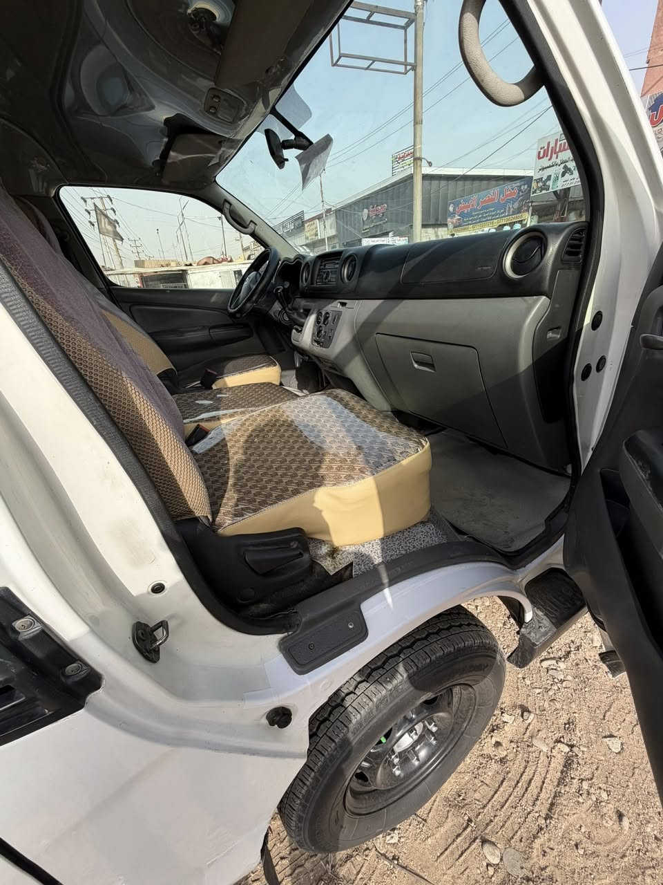 السلام وعليكم نيسان موديل ٢٠١٤للبيع فقط وبشرط السونر والتحويل محرك مامفتوح  بلادي وصدر وتخم تاير جددودوشمه جديده  سياره كلش حلوه بيه صبغ بالصندوك شويه   للستفار *********** بغداد
