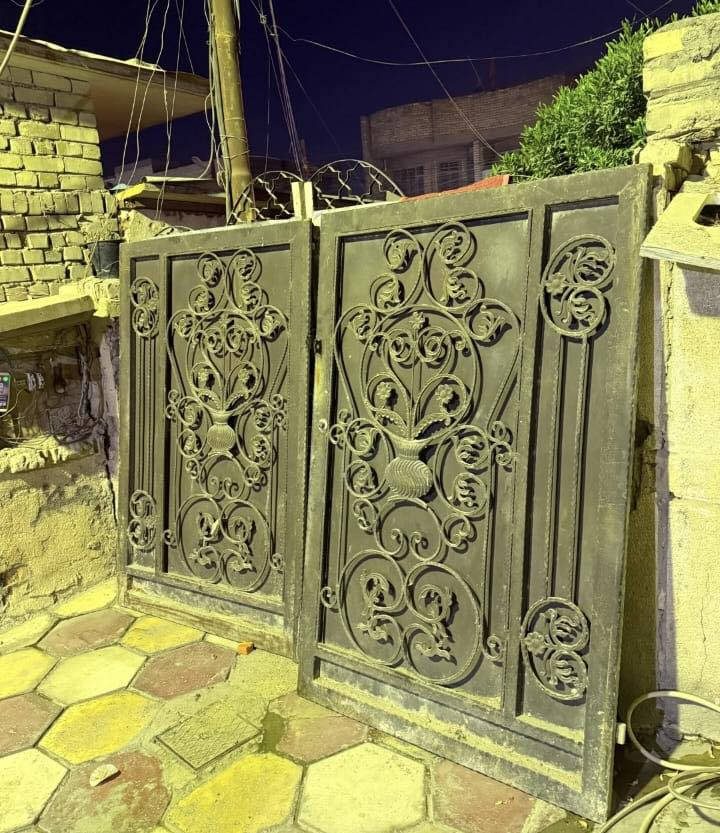 باب للبيع
بغداد الكماليه 

السعر 150 الف 

نضيف وثقيل درجه اولى بدون جراجيب
***********
