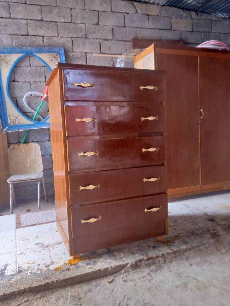 چكامچ خشب للبيع نضافه فول 

خشب ثقيل سعرهن مناسب للاستفسار *********** اتصال + وتساب
