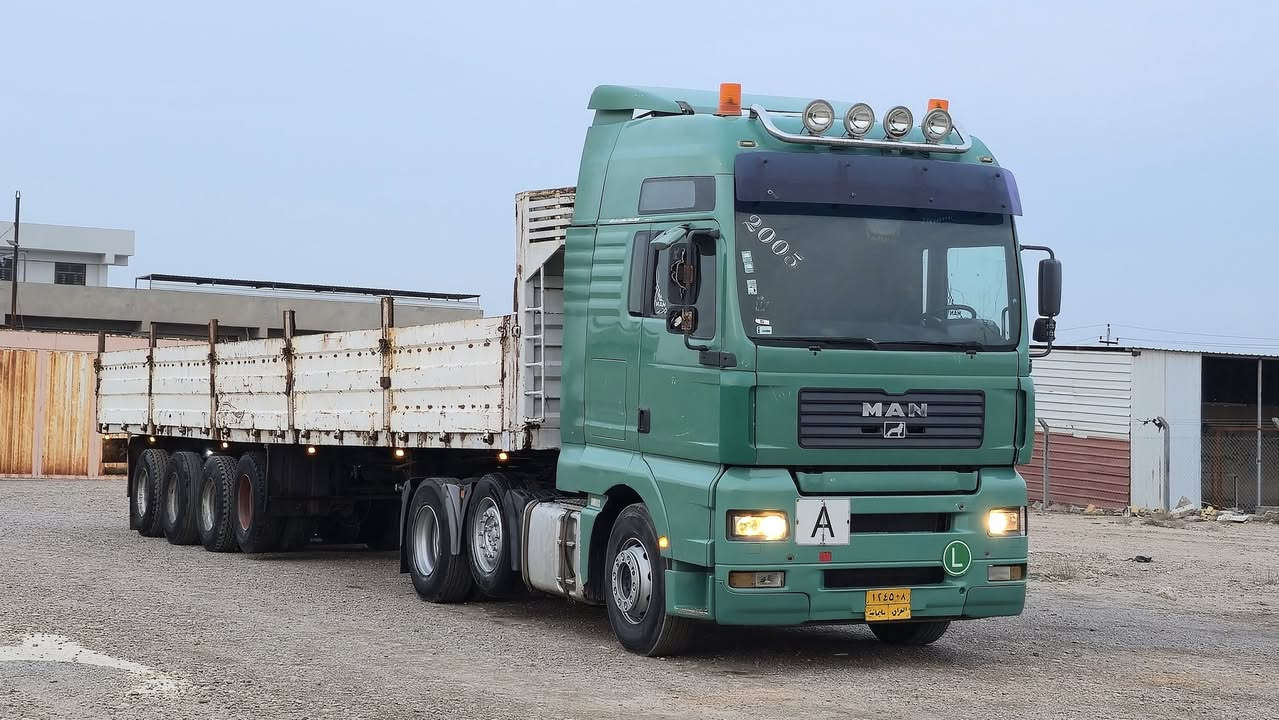 للبيع تريله مان موديل2005/السعر153$
محرك460بم ونوزل/كيراوتماتيك/سنكل امامي/رقم سليمانيه شرط التحويل/مكينه كير اكسل كفاله/قماره مكفوله من الصبغ 
عربانه حداديه 4محاور جوانب متحركه..مرسمه علسياره بسنويه
تخم تاير.راس وعرباه/سياره جاهزه علشغل.ماتصرف عليهه الف..
تبريد+ثلاجه/شاصي مكفول راس وعربانه/***********د
***********ديالى كنعان معرض الزهيري.
