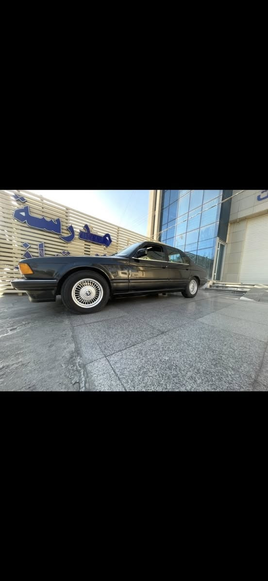 سلام عليكم للبيع 740 اصل موديل 93 بدون حادث وخياس كير ومكينة جدد حدادية امامي وخلفي جديدة تخم تاير ويل شعاع جديد اكسل قفل داخل جلد كشنات كهرباء دبل يرباك دبل كمبيوتر نفاضة قلاب جام كهرباء سلايت شغال تبريد شغال مازدات جدد بكلايتات جدد سكنات بلوجكترات جدد داينمو جديدة راديتر جديدة بور ستيرن جديد السيارة بجم عريض كهربائيات كلها شغالة من السكن لكلوب الرقم رقم بغداد بسمي رقم وهزة وسنوية جدد جامة امامية جديدة كلة شغال خير من الله مكاني بـغداد الاعلام السعر70 وخادم للطيبين ***********
