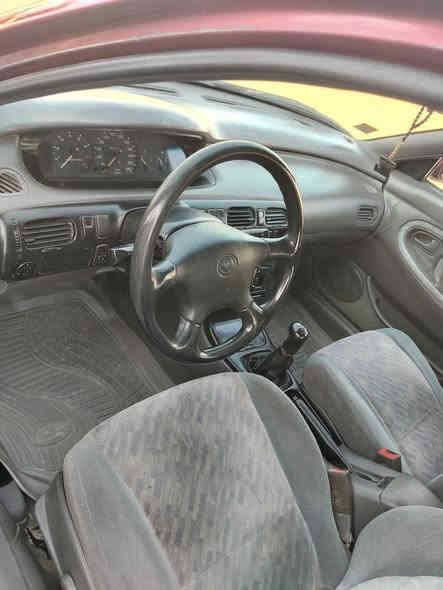 مازدا فاصوليا للبيع محرك 6 سلندر بدون صبغ تبريد شغال كابون بانزين كير و محرك شرط موديل 93    50 وبيها مجال
