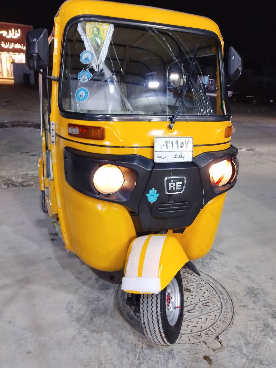 السلام عليكم تكتك للبيع موديل 2020شهر 8تكتك نضيفة خير من الله سعر 6 وربع وبيها مجال الطيب عنوان بغداد قرب سيطرة الشعب رقم الهاتف ***********
