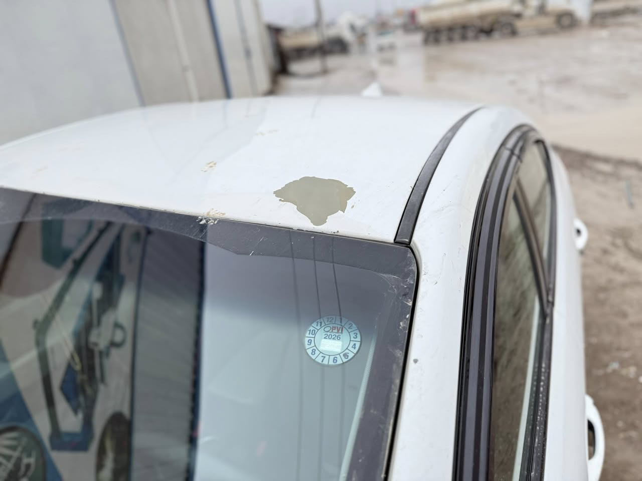 سلام عليكم
سياره هونداي الانتره 
موديل2017
حادثها جاملغ امامي بدون دواخل  الباقي موضح ب سونار  
السعر 125 وبيها مجال
للتواصل ***********
