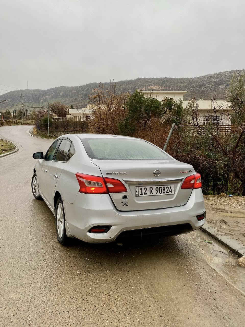 سلام عليكم
سنترا 2019 لبييع 
رقم نينوى جديد 
صبغ جاملغ وباب فقط 
محرك وكير بشرط 
السعر 120 وبيها مجال 
التواصل علا الواتس ***********
