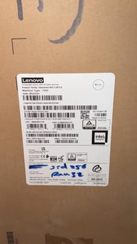 حاسبة all in one هاي مواصفاته استخدام شهر فقط نظافة 100‎%‎ 07709167573