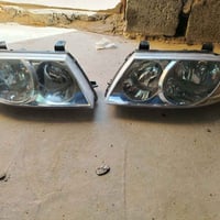 سلاو هاوريان ئةم جؤت لايتةمان هةية نوي ئيشي نةكردوة كارتؤني خؤي لةكةلة...