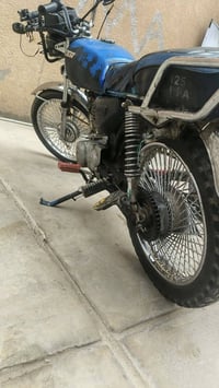 دراجة نارية • بدون نقص