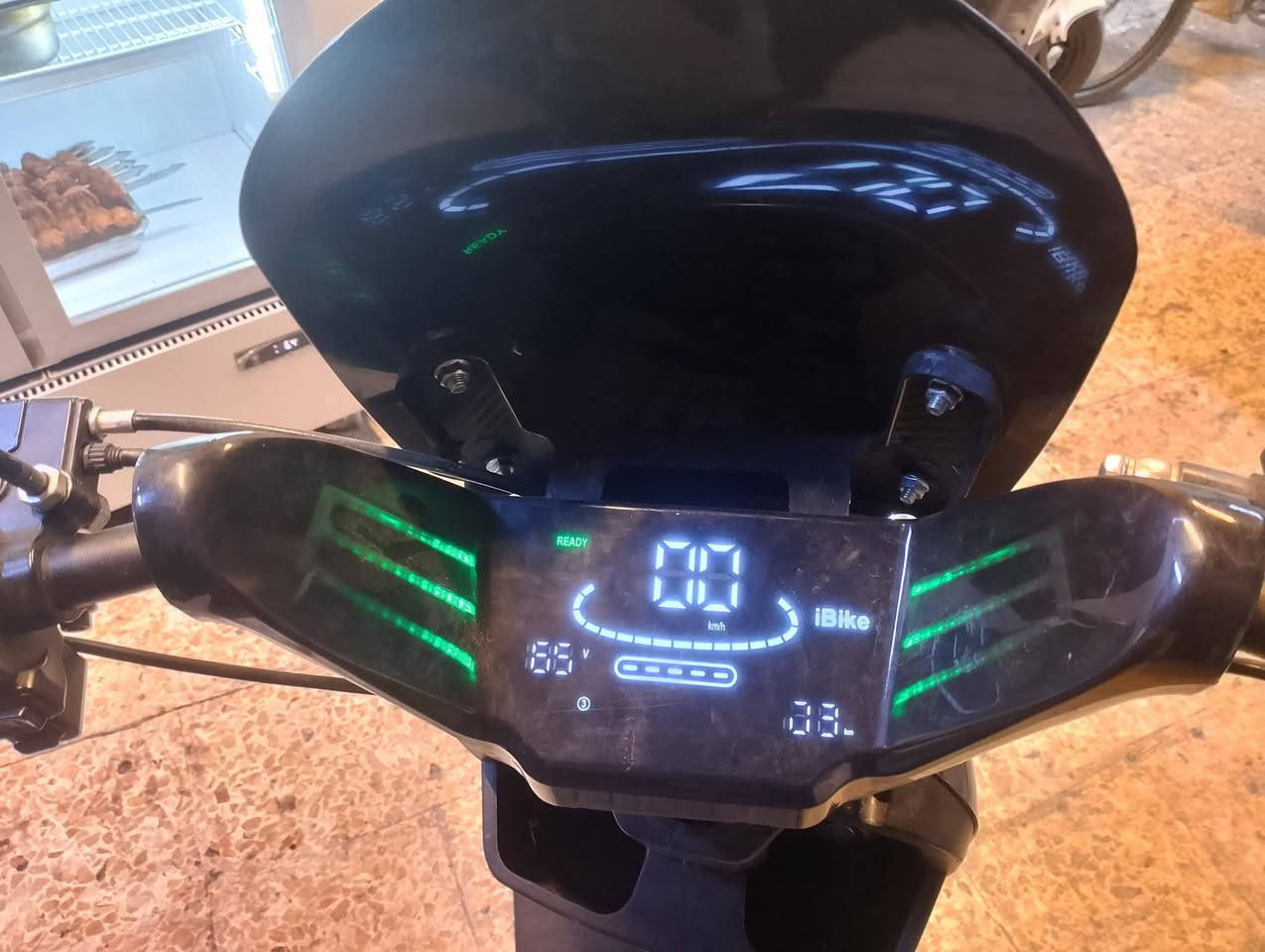 السلام عليكم
ماطور شحن للبيع
المواصفات 5بطاريات مصطره
صندوق خلفي +بيه نظام ال P
3نمرات السرعه الحقيقيه 55
التايات جوب ليس 
الاصطاب الأمامي دهني
الاصطاب الخلفي بنص
ملف800W
مساحه تحت الكشن 
السعر 400
العنوان موصل حي المامون
التواصل عبر الصفحه


**إذا كنت صاحب هذا الإعلان وتريد حذفه لأي سبب، رجاءا أرسل رسالة إلى الدعم الفني**