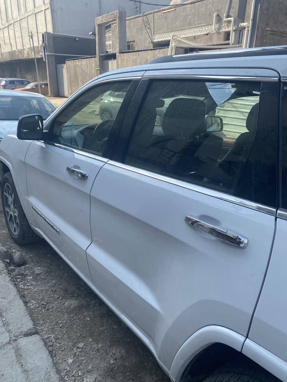 السلام عليكم جيب اوفر لاند خليجي بدون ضربه موديل 2021 موصفاته معروفه فول 1/1 رقم بغداد سنويه ب اسمي السعر 350 ورقه وبيه مجال مكان بغداد
***********
