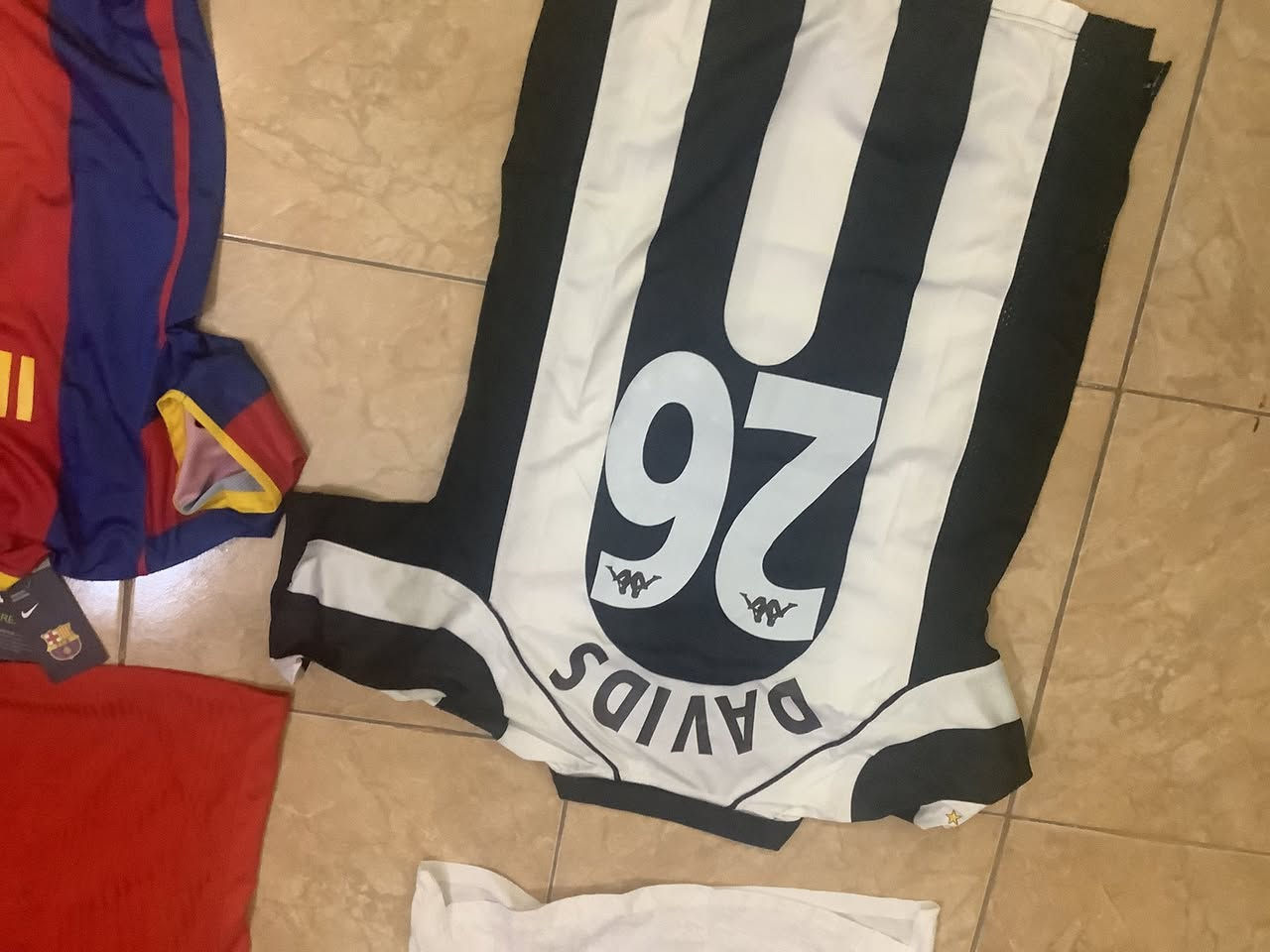 دريسات سعر  8 بس مال برشلونة و يوفنتس و تشلسي على 13    قياسات برشلونة m برشلونة أنيستا L يوفنتس L تشلسي L  ريال ابيض  XL ريال ثاني M برتغال XL  مكاني ديالى بعقوبة عندي توصيل إذا ما تقدر تراسلني دزلي طلب صداقة واني أراسلك


**إذا كنت صاحب هذا الإعلان وتريد حذفه لأي سبب، رجاءا أرسل رسالة إلى الدعم الفني**