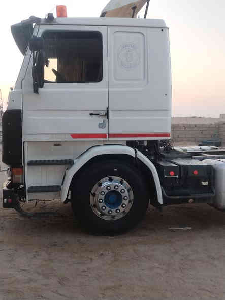 سلام عليكم سكانيه للبيع ١٤٣ مكينه ٨ كير ٣ ب ٣ سنويه بسمي لل ٣٠ تبريد بلاد شغال تخم تاير بم جديد دبل تانكي كاز سياره خير من الله ويل كب ستيرن بريك جديد سياره سبرنك سعر ١٢٠ بس راس وبيه مجال
للستفسار على هاذا رقم ***********
