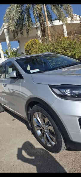 ♥السلام عليكم ورحمة الله وبركاته ♥
♥ السيارة تدعم ﴿الشركة الدولية العراقية KN﴾
♥سورنتو 2020
🔥خليجي 
🔥لون سلفر
 🔥رقم بغداد 
🔥V6 سلندر
🔥نوع الوقود بانزين
🔥سيارة نوع مستعمل 
🔥الضرر فقط شبر تحت الرقم مباشرة وخدوش بسيطة 
🔥السيارة ماشيه ﴿150﴾الف فقط 
🍁السعر 240ورقة وبيها مجال لليجي🍁
🔥الدفع كاش
🔥مواصفات 🔥
🔥بردات خلفية 
🔥مقاعد كهربائيه
🔥مرايه كهربائيّه
🔥الداخل مو جلد 
🔥كامرة 360°
🔥تبريد
🔥مثبت سرعة 
🔥منفذ Use لراكب الاول والثاني والثالث 
🔥قطعة تبريد خلفية للراكب الثالث
 🔥مواصفات القيادة 4 
✅ECO
✅SPORT
✅SMART
✅COMFORT
🔥7 راكب 
🔥سبير جديد 
🔥لد زنون 
✅ومواصفات ما يحتاج اذكرها معروفة ✅
اتصل على الرقم ***********
السيارة فقط لبيع او مراوس.
