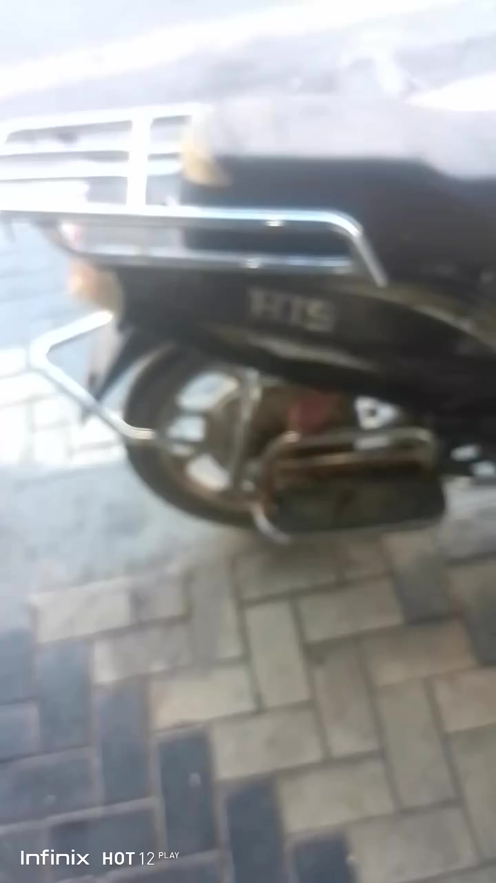 موطور هارلي ٧٥ مكان فلوجه قرب ماكولات احمد ياسين ***********
