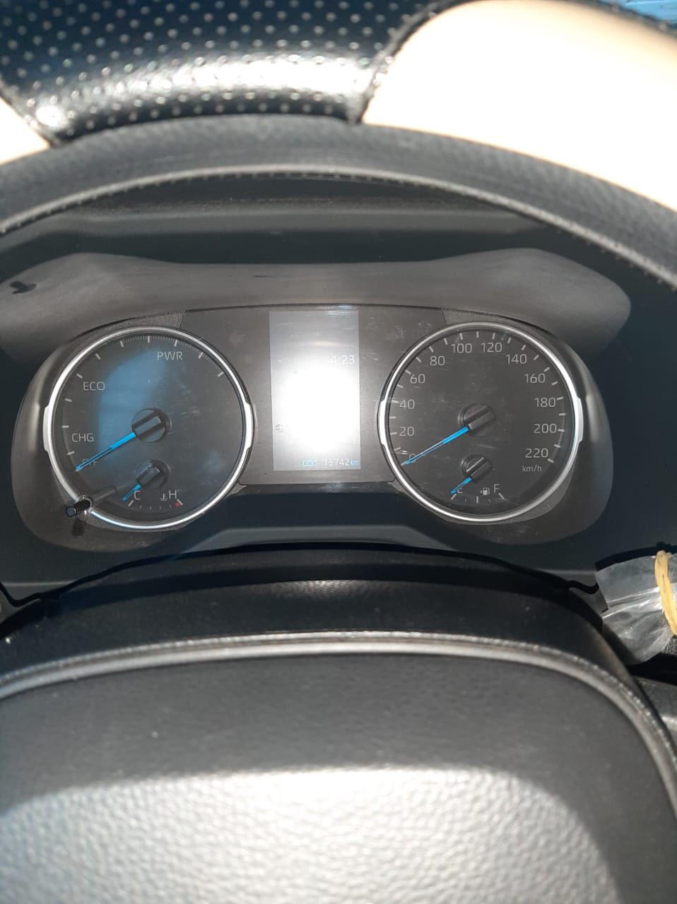 السلام عليكم راف فور للبيع موديل 2023 عبد الطيف جميل 
ممشى 16 الف السعر 42 مليون وبيها مجال للطيبين كفاله عامه مكان صلاح الدين تكريت
***********‭
