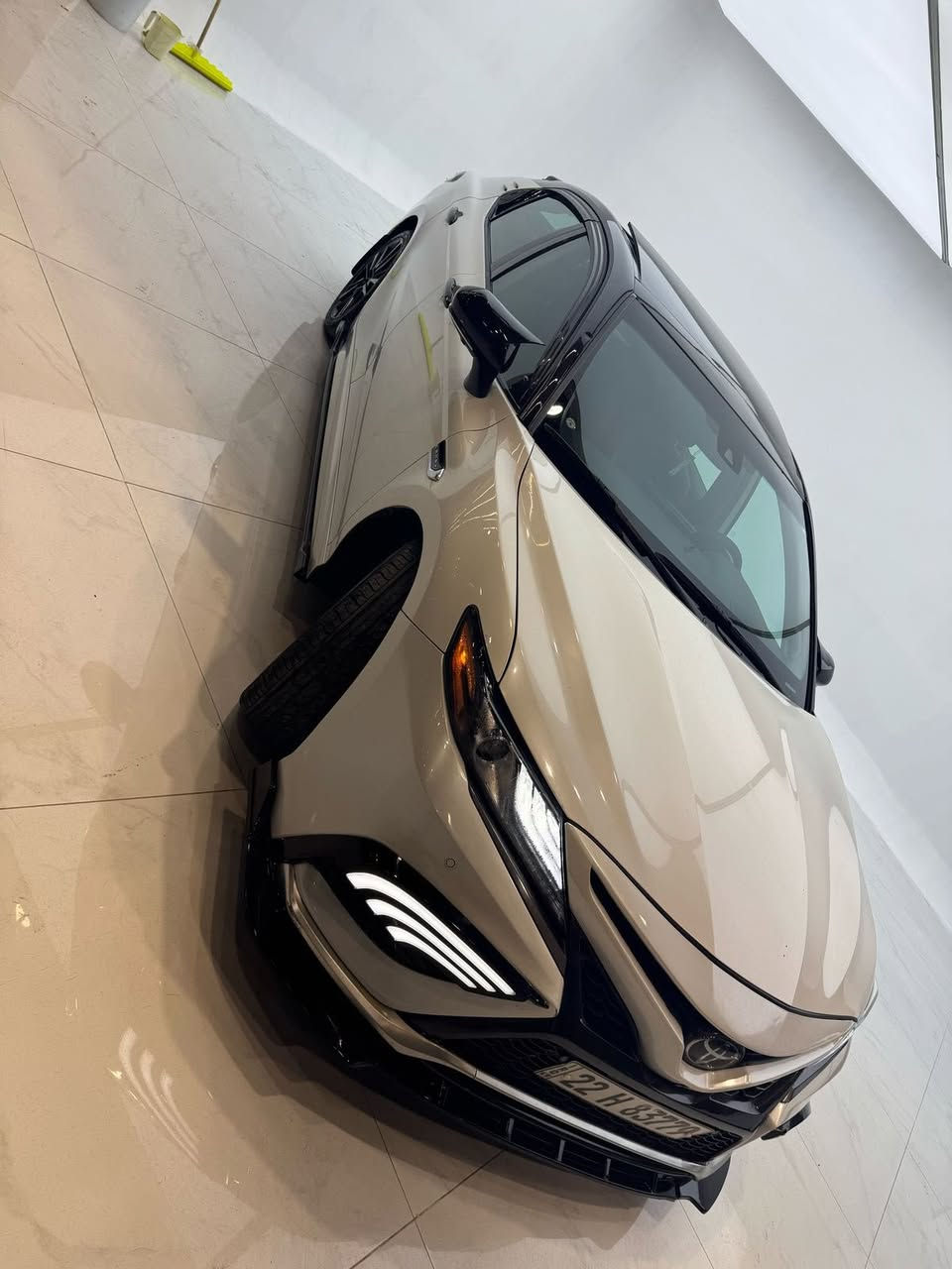 سلام عليكم كامري 2022 بانوراما فئه XSE V6 سته سلندر رادارات من كل جوانب خلفي امامي يمنه ويسره سياره رياضيه امريكي مبدل بنيد سياره مفوله من كلشي جاهزه ويل كب تخم تاير رقم اربيل جديد تتحول بسمك شوكت متريد تحكمات ستيرن كشن كهربائي شحن لاسلكي تدعم كاربلاي سياره مكفوله من كير مكينه وبدون صبغ سعر 260 دفترين وستين او مراوس وي كامري 2025 4سلندر كون مكان سياره بغداذ الرقم الاستفسار (***********
