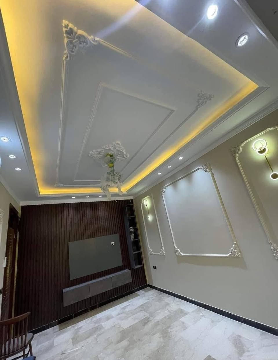 غير بيتك ويانه انته اختار واحنه انفذ
أجمل الاصباغ _____اجمل الديكورات🏢🏣🏤
__________$$$$$_____________
يسعدنا ان نقدم الكم  الديكورات الجبس بوورد 🇮🇶
ديكورات استقبال / ديكورات صالات/⛔ ديكورات غرف نوم /ديكورات مطابخ /⚠️ ديكورات ممرات  ⛔/ديكورات ابلازمه ⛔/ ديكورات جبس قواطع/ديكورات.⛔   
#ملاحظه /يمكننا تنفيذ أي ديكور حسب طلبك واختيارك 🚸
اسعارنا في متناول الجميع 🚹🚻 

#من_حقك_تختار. الاختيار عليك👇 والتنفيذ علينه🤷
للحجز أو الاستفسار اتصال او واتساب
***********
