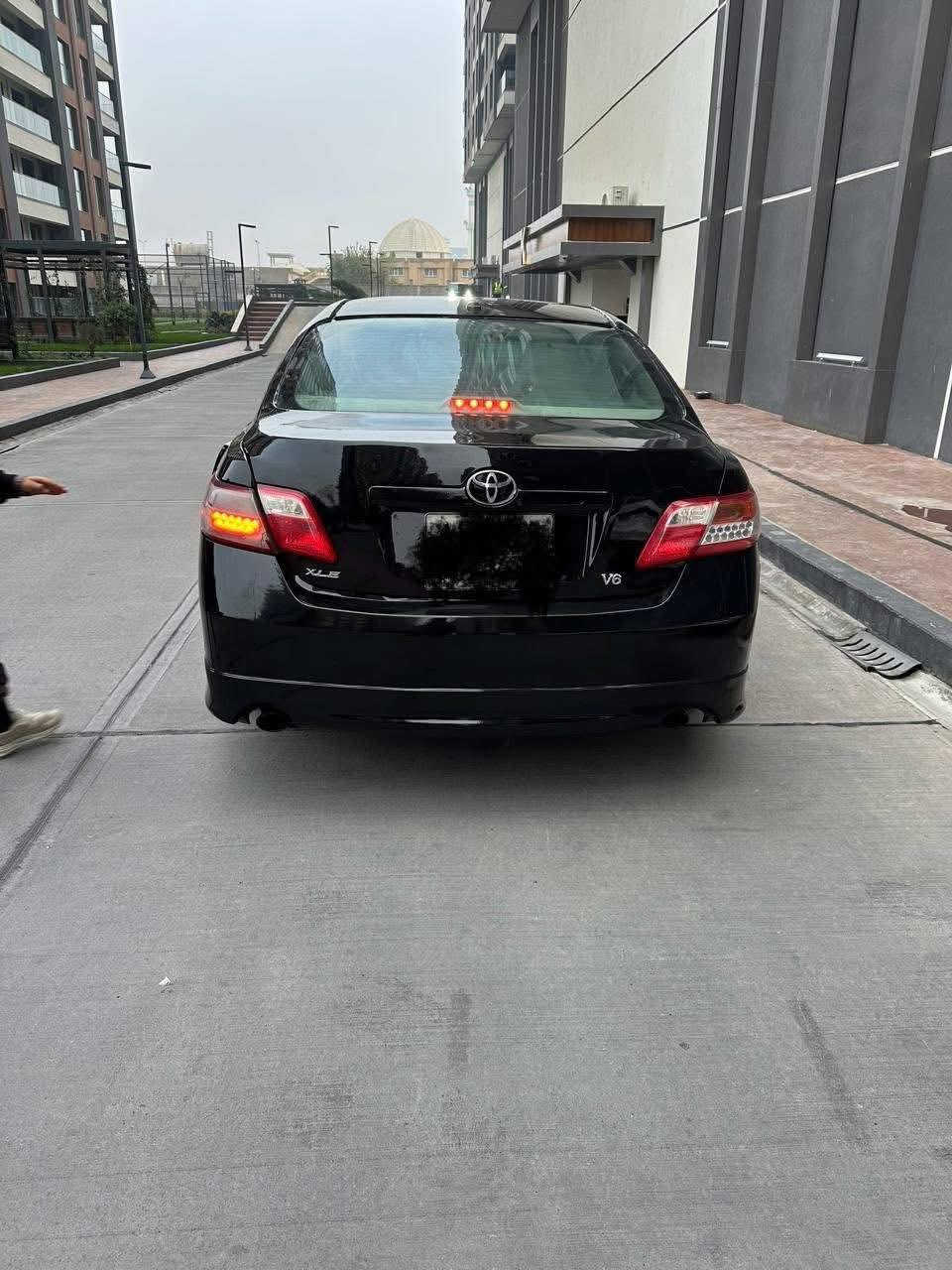 اسلام عليكم من رخصت مدير الكروب تويوتا كامري 2011 فول مواصفات اسبورت واحد على واحد مزوعه للخير محرك 6 سياره جاهزه محرك كير حداديه تخم تاير باتري كهربائيات كله جديد وكله شغال تبريد ثلج سياره كل نقص مابيه علمن السياره متجايه ومصبوغه صبغ عام رحمه لهلك اقره المنشور قبل ماتخابرني والي مايعجب السعر الله يرزقه بل احسن منه بحق هاذه شهر رمضان السعر 90العنوان كربلاء المقدسه *********** اتصال واتساب وخاص موجود
