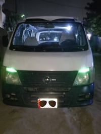 نيسان ورفان موديل 2009 رقم بغداد  سيارة جاهزة كير مكينه اكسن كله جديد ...