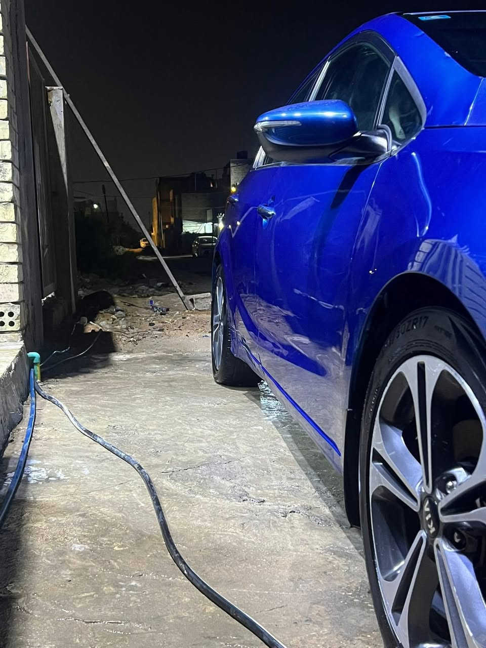 فورتي موديل 2014 سياره بيها قطعتين صبغ جاملغ الخلفي ولباب خفيف ضربته الداخل بي دوشمه بلون سياره العنوان بغداد رقمي *********** @إشارة
