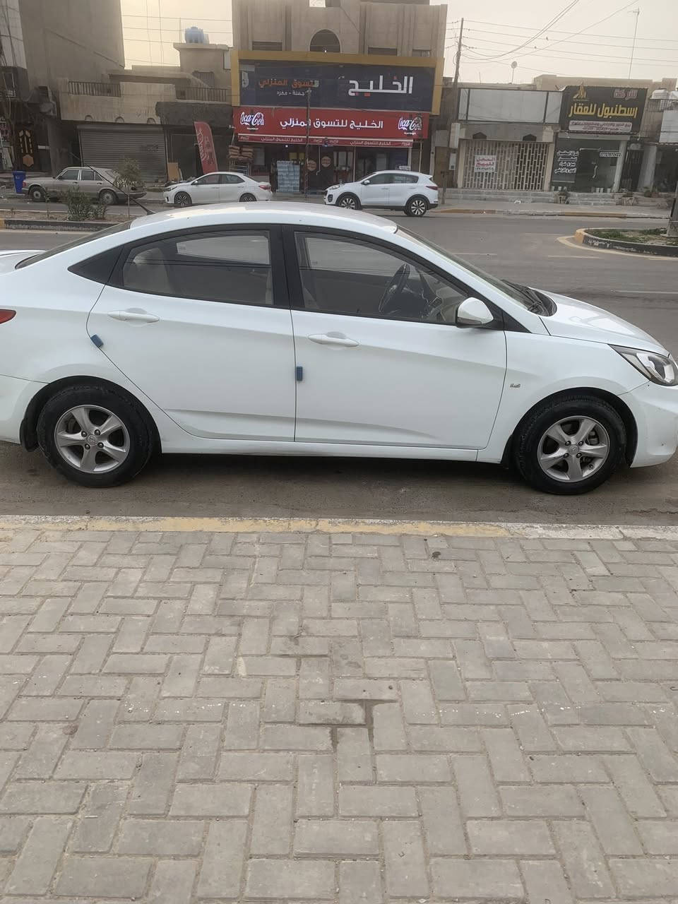 السلام عليكم
اكسنت موديل ٢٠١٣ خليجي رقم بغداد ماشيه 107 كيلو  قابل للزيادة سيارة جديدة ويوجد سونار السعر 106
مكاني بغداد حي الجهاد 
رقم الهاتف : *********** يوجد واتساب
