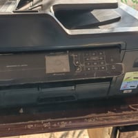 طابعه ابرذر A3 و A4 واي فاي للبيع طابع متروكه مستخدمه قليل حاليا عاطله...