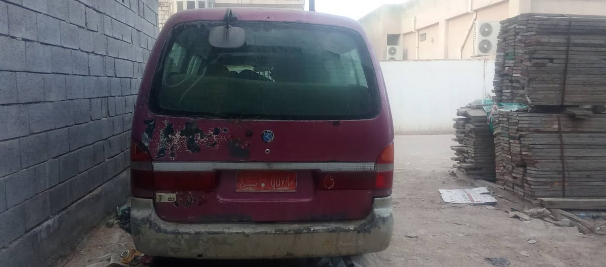 سلام عليكم بريجو للبيع معلايه 2006 ابيع كوم حديد سعر 15بيها مجال  تفاصيل اتصل على رقم ***********
