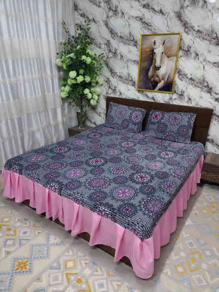 فرشات خياطة
نوع القماش // شتائي خاولي درجة اولى
 كركش من ٣ اتجاهات 
السعر // 15000 ألف
يوجد خدمة توصيل
للاستفسار // واتساب ***********
