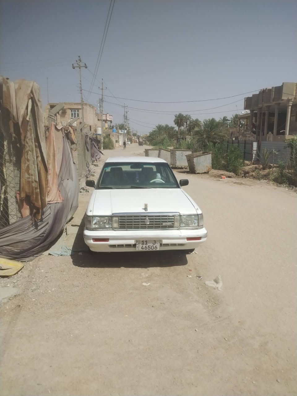 سلام عليكم
سيدان للبيع مديل 90
 رقم انكليزي
سياره كفاله من ضربه والعيب الشرعي
فقط تكحيل الباقي كله كفاله
للستفسار ***********
