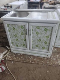 اغراض بيت للبيع مكان حي الجهاد الرفاق 07708848257 اكو توصيل بكروه